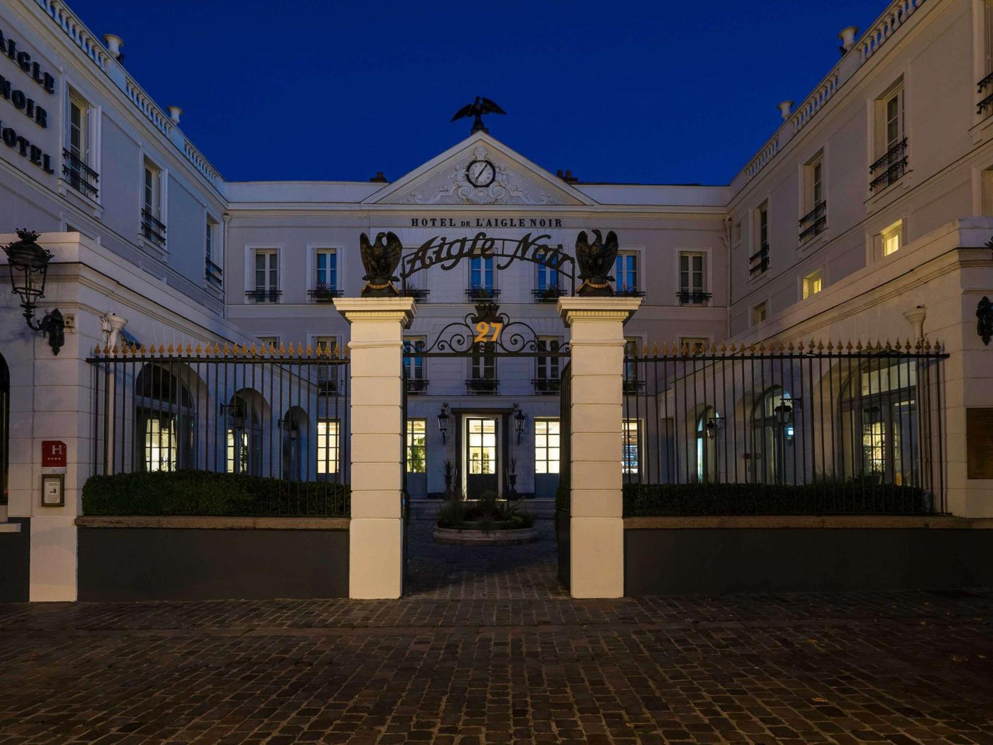 Aigle Noir Fontainebleau Mgallery Exterior foto